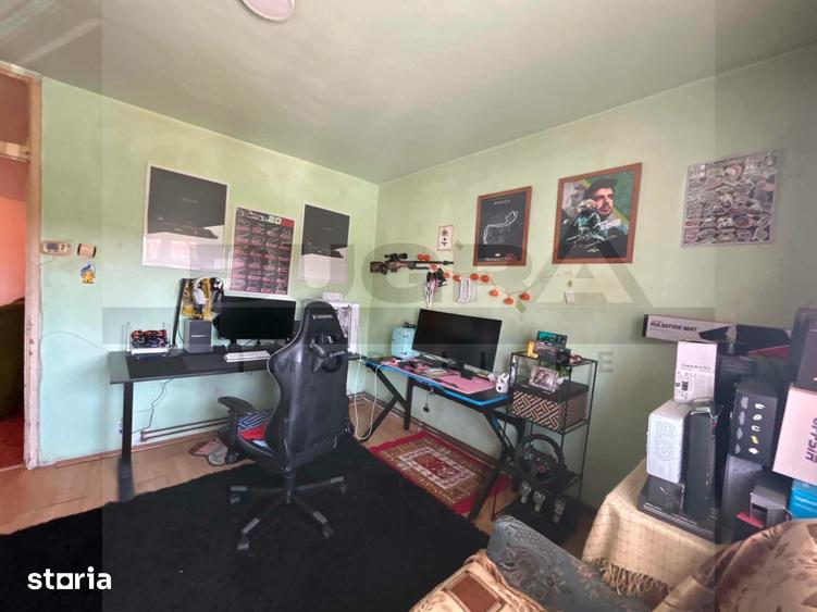 Apartament cu 4 camere decomandat în Central