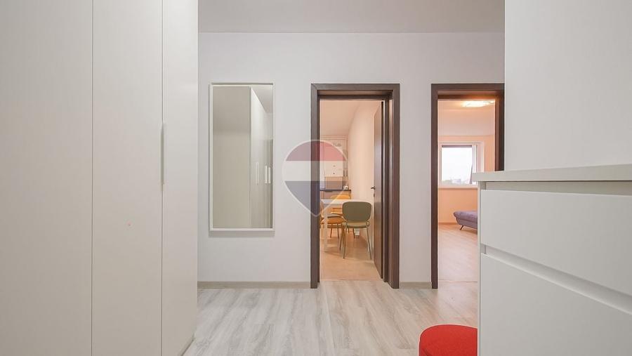 Apartament cu 2 camere decomandat, mobilat în Sânpetru