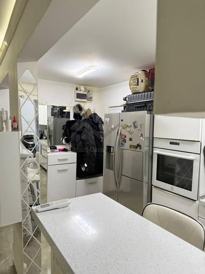 Apartament cu 3 camere decomandat în Zimbru