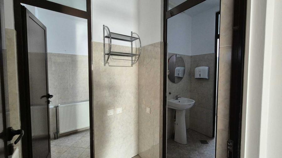 Spațiu comercial, de 150 mp, în Alexandru cel Bun