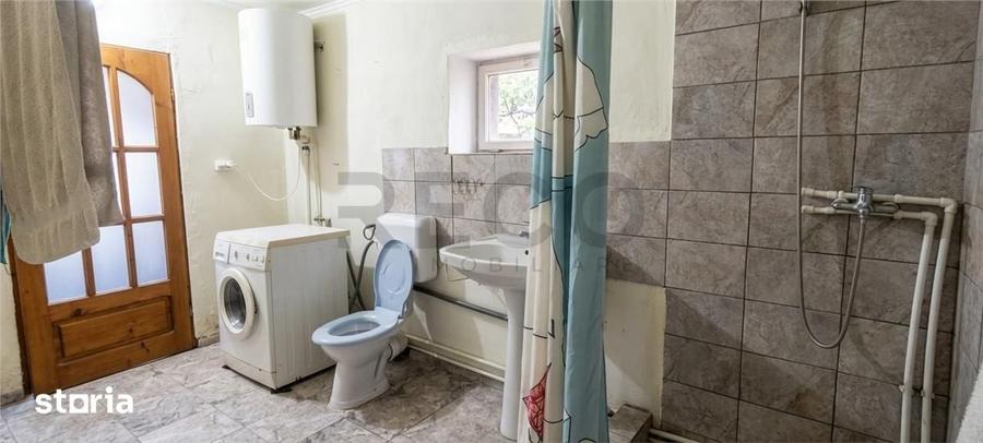 Casă cu 5 camere cu Teren 3000 Mp în Oșorhei