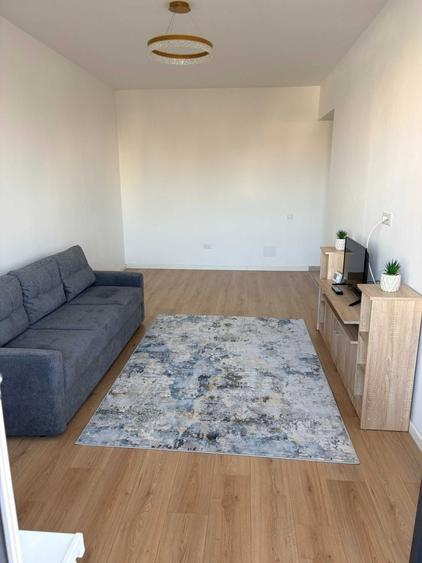 Apartament cu 2 camere decomandat, mobilat în Păcii