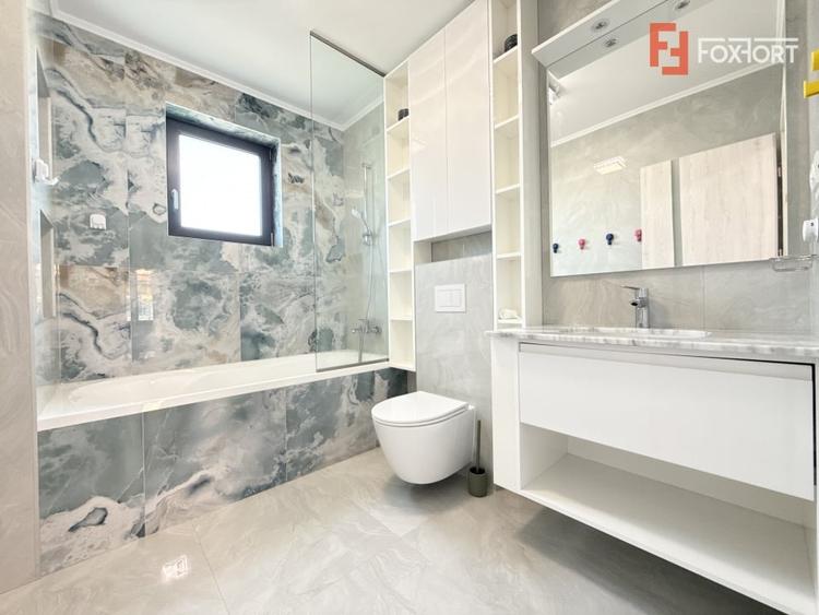 Casă individuală cu 5 camere cu Teren 1033 Mp în Săcălaz