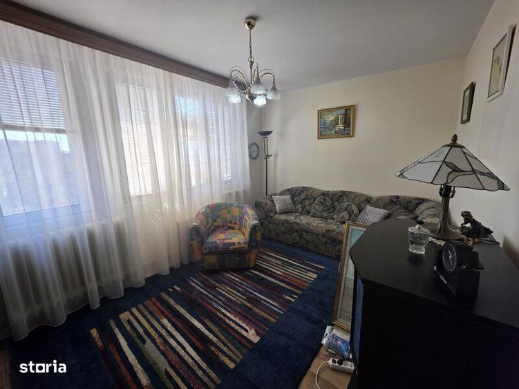 Apartament cu 3 camere în Dristor