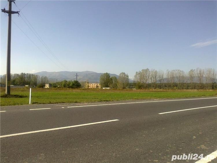 Teren de 8700 mp, în Veștem