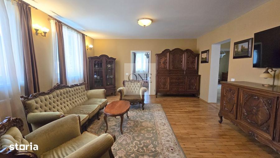Apartament cu 3 camere în Schei