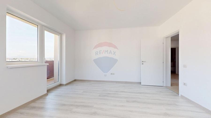 Apartament 3 Camere de Vânzare în Subcetate City 2, Sânpetru, Brașov - 9
