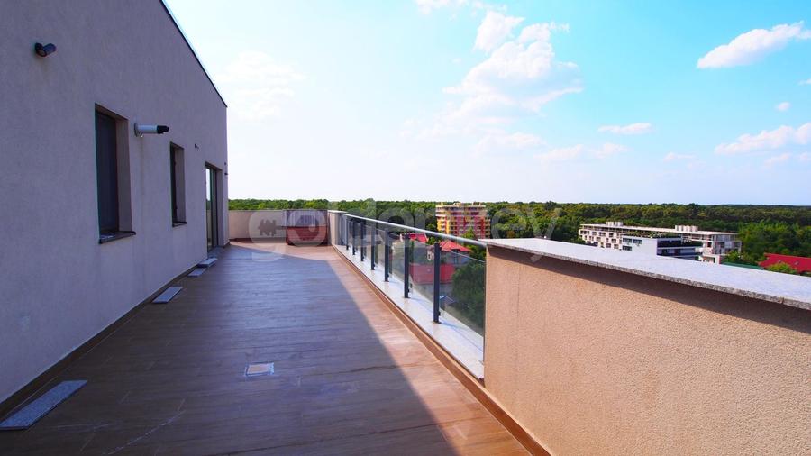 Apartament cu 3 camere decomandat, mobilat în Pipera