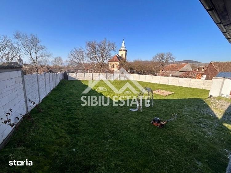 Casă cu 3 camere cu Teren 905 Mp în Central