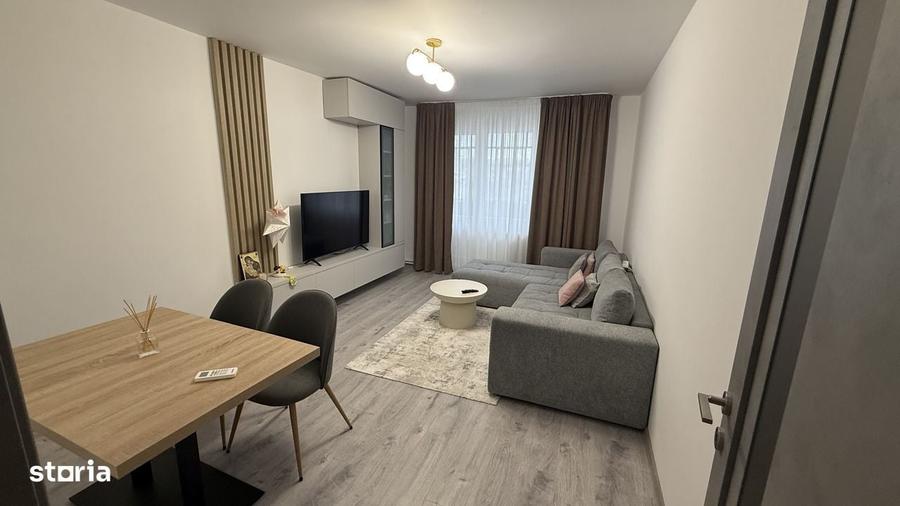 Apartament cu 3 camere în Alexandru cel Bun
