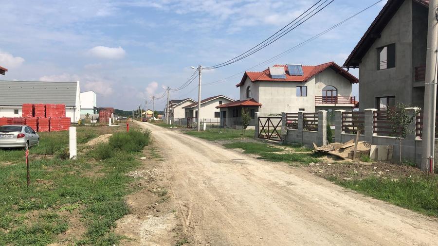 Teren Construcții intravilan de 1200 mp, în Moșnița Veche