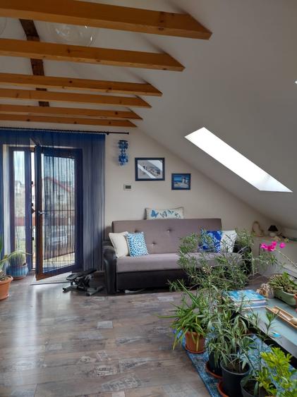 Casă individuală cu 4 camere cu Garaj în Berceni