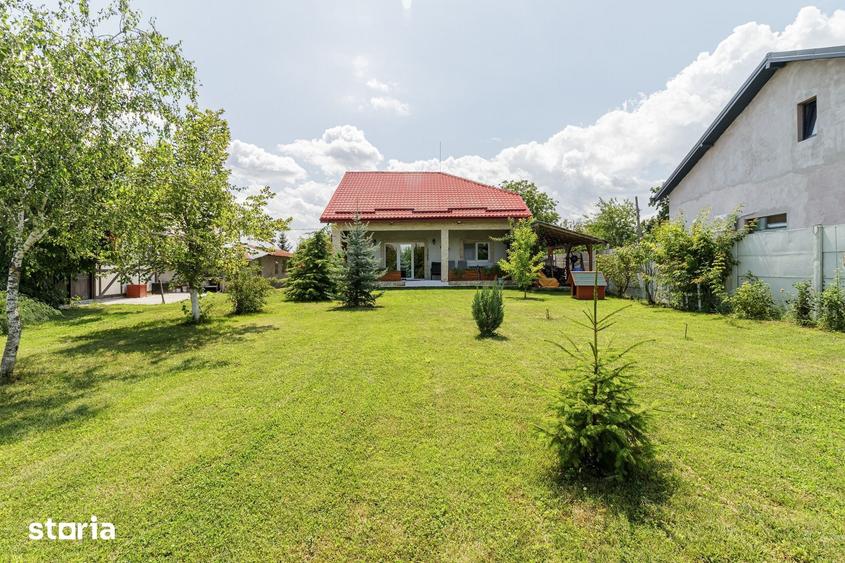 Casă cu 5 camere cu Teren 2253 Mp în Snagov