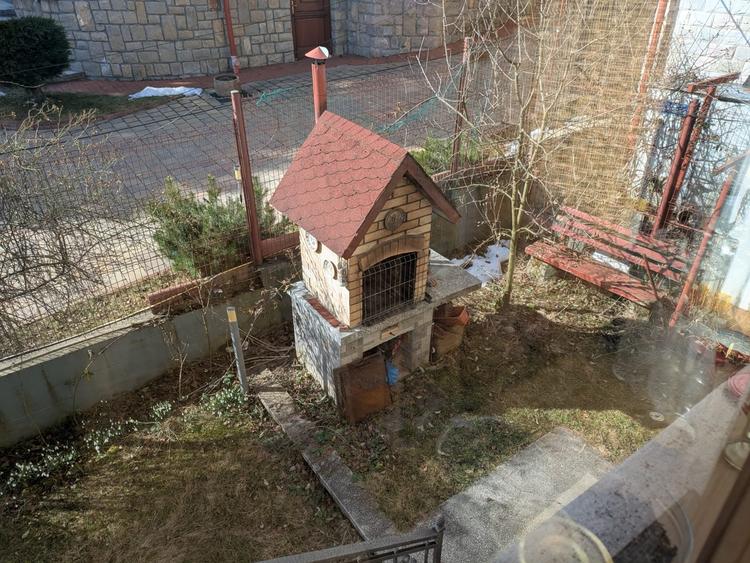 Casă cu 7 camere cu Canalizare în Castelul Peleș
