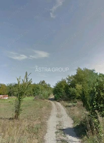 Parcela cu autoriza?ie de constructie Parcela cu autoriza?ie de constructie