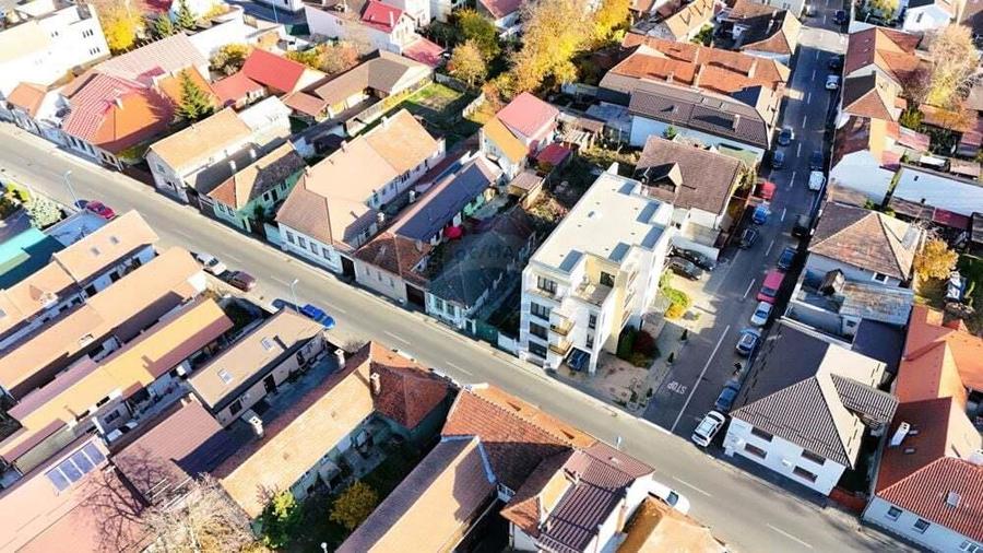 Lot teren de 597 mp | Casa renovabila | (PUZ si CU Bloc P+2+M etaje) - 3