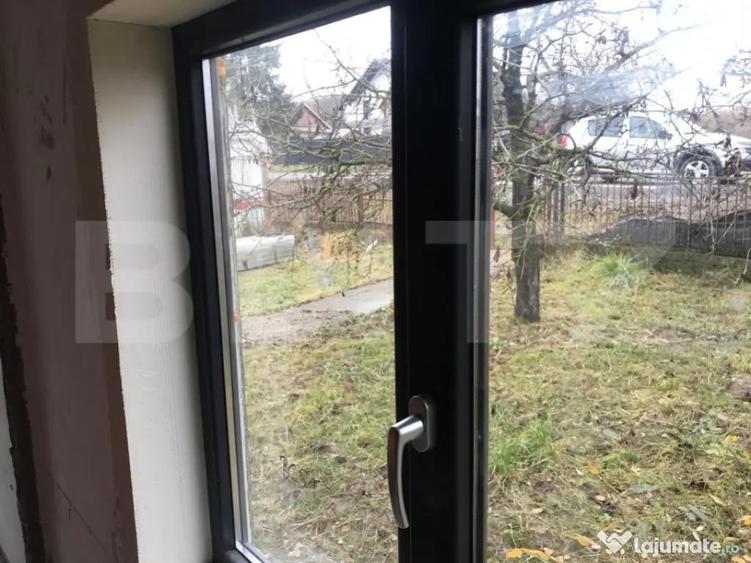 Casa batraneasca,partial renovata,loc. Meresti,3400mp teren - 14