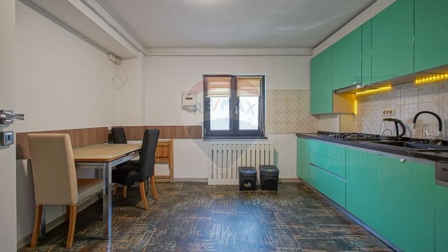 Comision 0 %! Apartament cu 4 camere de vânzare! Movilei - 6