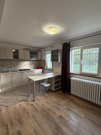 Casa de inchiriat - 1