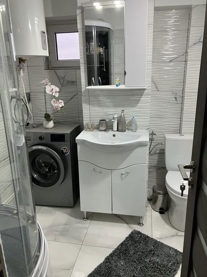 Apartament de vanzare - 4