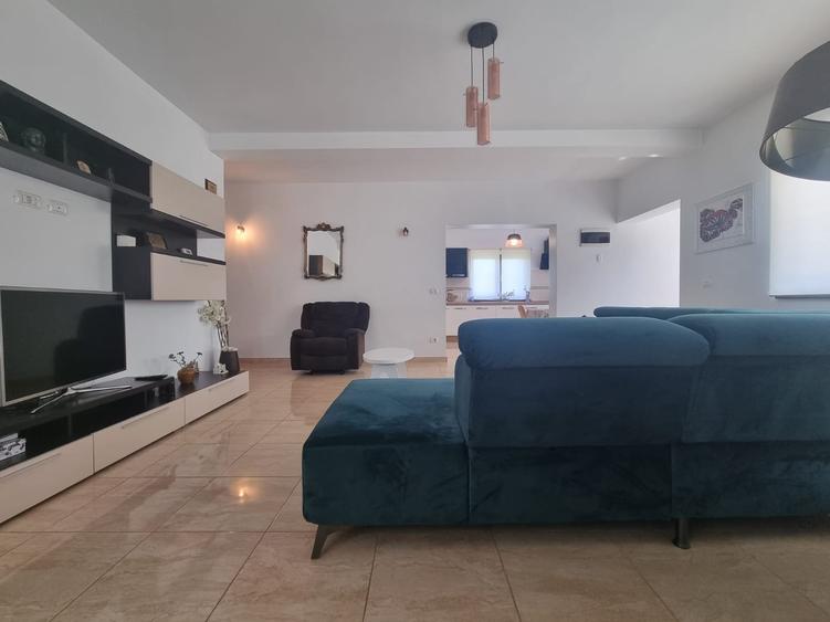 Vila 5 camere/ Teren 4531 mp- destinatii multiple! Ai idei bune?! - 4