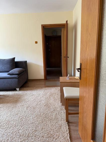 Centru -Colonadelor - 2 camere -centrala gaze - termen lung - 400 Euro - 4