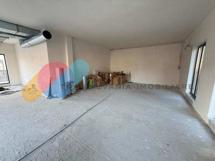 Spatiu comercial de inchiriat – Borhanci | 83 mp | Vitrina stradala - 8
