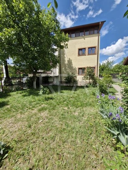 VILĂ CU 7 CAMERE DE VANZARE IN ZONA NICOLAE GRIGORESCU LA PREȚUL DE 390.000 EUR - 1
