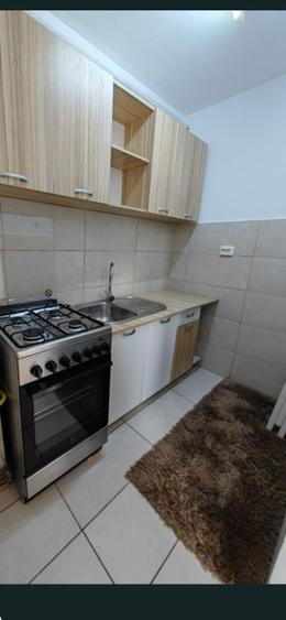 Garsoniera spatioasa- toate dotarile- Astra - 2