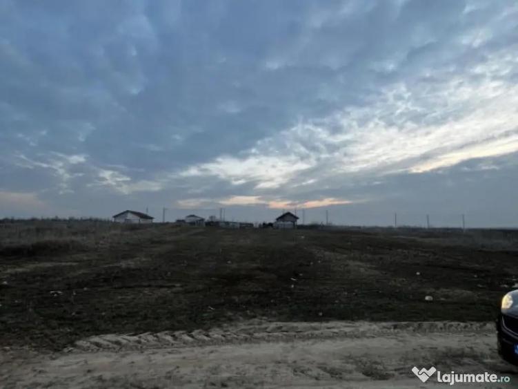 Teren intravilan 1578 mp, deschidere 30 ml, Malu Mare - 2