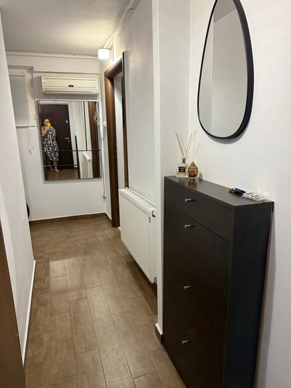 Apartament cu 3 camere, complet renovat, mobilat și utilat, finisaje moderne. - 10