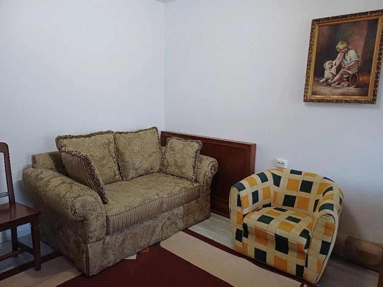casa buna, curte mare, in oras - 4
