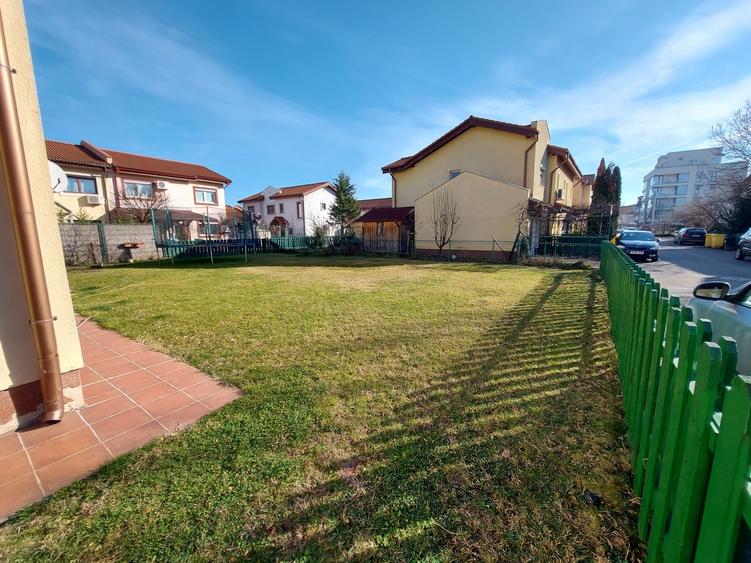 Pipera, cartier Class - 18