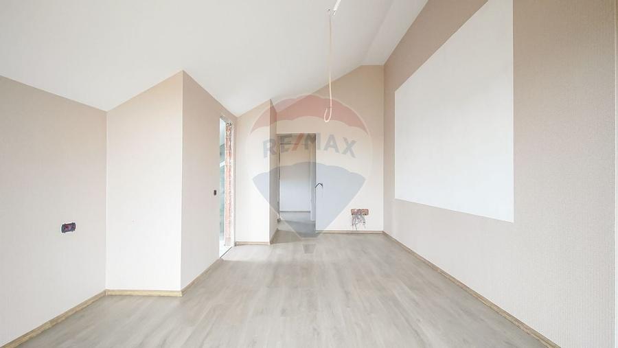 COMISION 0%! Casă noua cu 5 camere de vânzare in Tarlungeni - 16