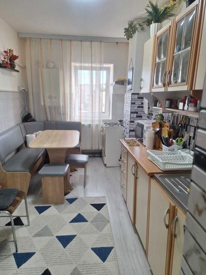 Apartament de vanzare - 2