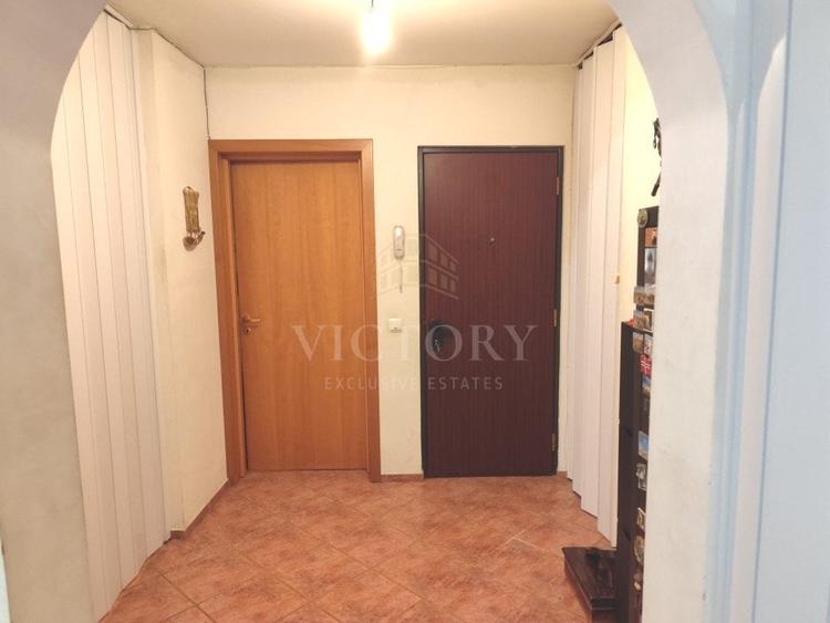 APARTAMENT || 3 CAMERE || CRANGASI - 16