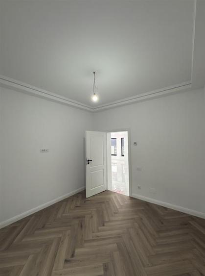 COMISION 0 | CASA  4 camere | GARAJ | BECI | - VALEA ADANCA | Construita in regi - 8