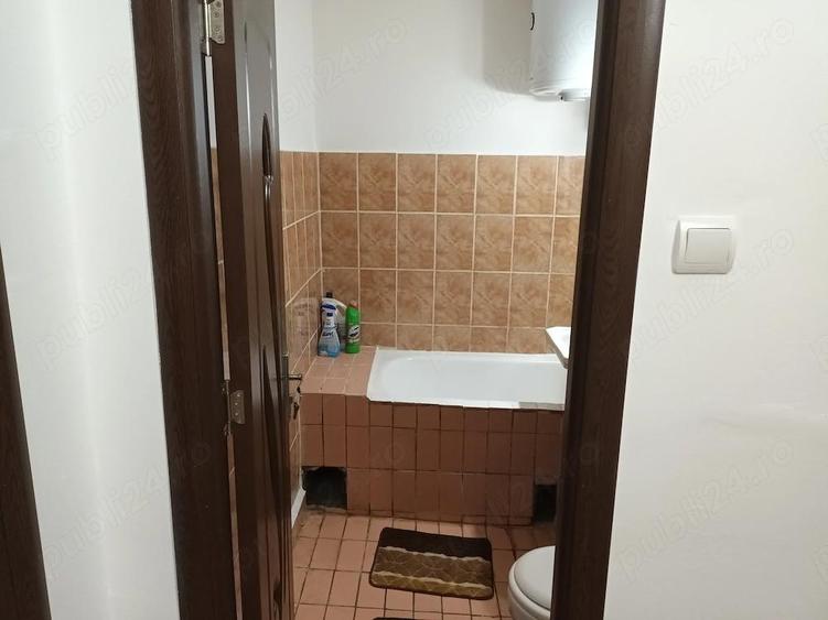 inchiriez apartament 3 camere - 4