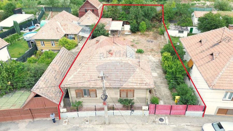 Casa pe un nivel in Medias, teren 533 mp, curte dreapta - 4