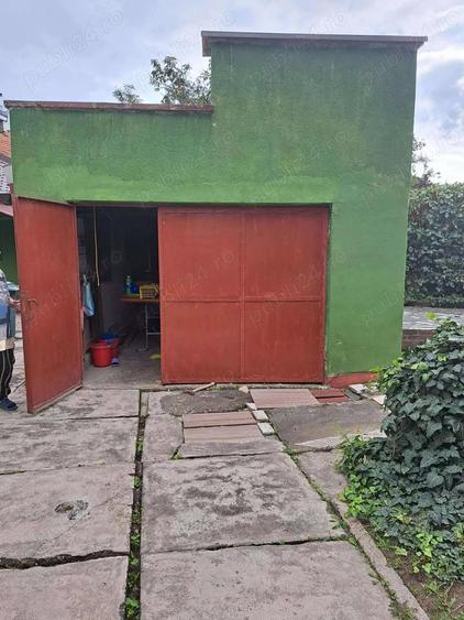 Casa cu 5 camere de vanzare , 14 MAI , 128.000 euro neg. - 2