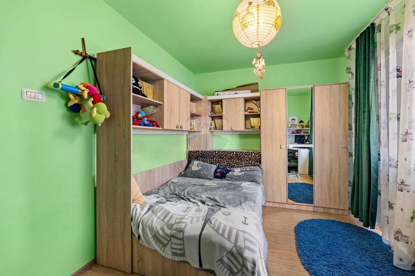 Casă / Vilă cu 6 camere de vânzare - Oraselul Copiilor - 24