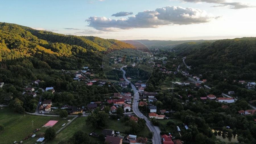 Casa de vanzare in Campulung la pret de apartament. - 2