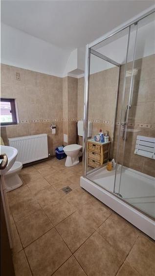 Vila de 8 camere zona centrala Stupini Brasov - 23