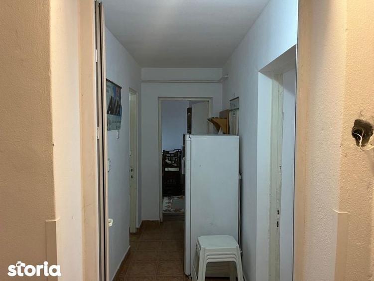 Apartament cu 3 camere în Munteni