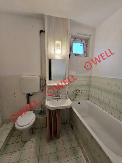 De vânzare apartament cu 2 camere în centrul orașului Covasna, pe strada Unirii! - 10