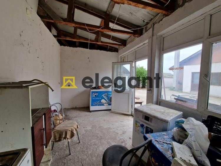 Casa, parter, suprafata 168 mp, teren 600 mp, panouri, mobilata, Bariera Valcii - 19