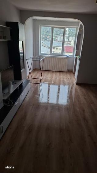 Se inchiriaza apartament o camera zona centrala - 1