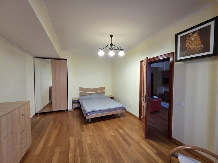 Apartament 3 camere Calea Victoriei colt str.Piata Amzei - 9