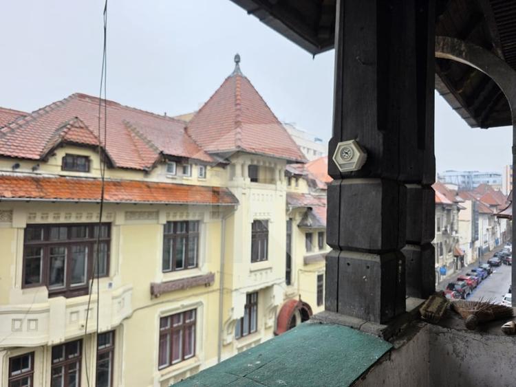 Apartament in Vila, 5 camere,  Alexandru Philippide 4, de renovat - 12