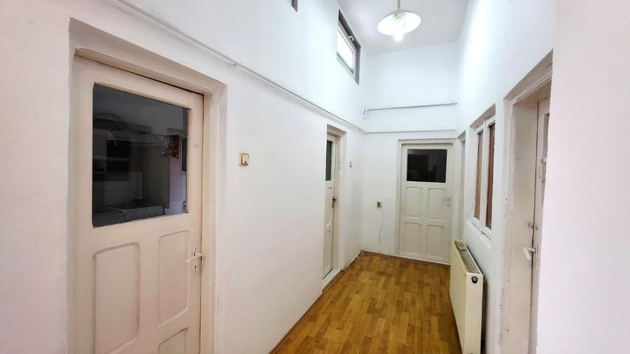 Oportunitate Unică: Casă cu 4 Camere, Curte Generoasă și Îmbunătățiri - 11